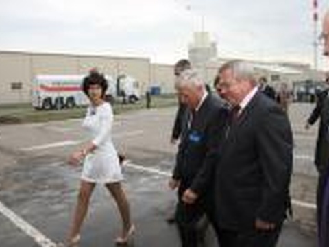 Guardian: Открытие стекольного завода в Ростове-на-Дону