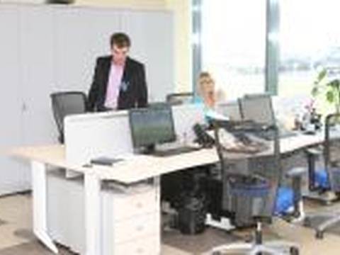 Guardian: Открытие стекольного завода в Ростове-на-Дону