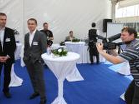 Guardian: Открытие стекольного завода в Ростове-на-Дону