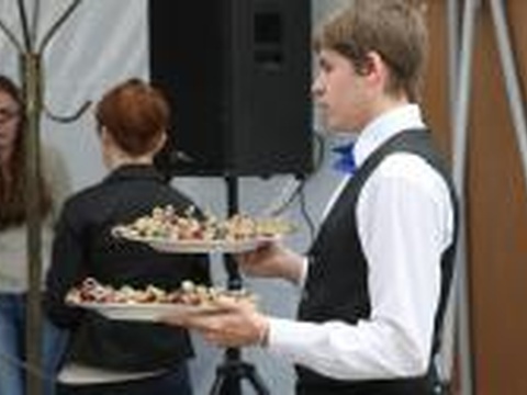 Guardian: Открытие стекольного завода в Ростове-на-Дону